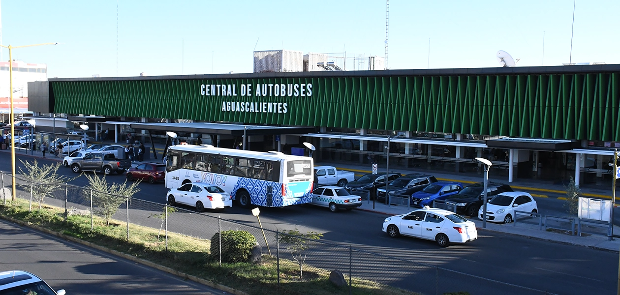 Tras colapso de andenes que orilló al derrumbe de 70 metros de techumbre