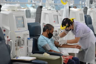 Empresa a la que se le asignó proyecto no cumple con requisitos legales