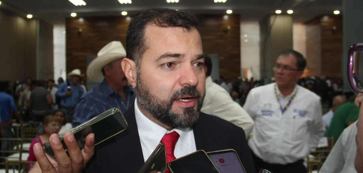 Esaú Garza de Vega, informó que la IED proviene principalmente de países como Japón, Estados Unidos y Canadá, cuyos capitales se destinaron principalmente a sectores como la manufactura avanzada