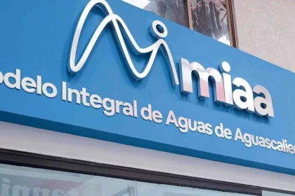 Con una inversión cercana a los dos millones de pesos, este nuevo equipo permite trabajar de manera más eficiente en excavaciones profundas o demolición de superficies como concreto.