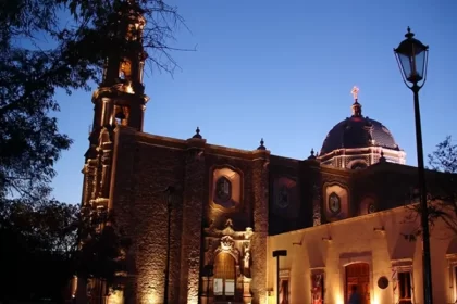 “Hemos acatado la disposición del licenciado Axel Rodríguez Benítez, secretario del Medio Ambiente y Desarrollo Sustentable, y hemos solucionado eso ya, van a sonar solamente las campanas naturales”.