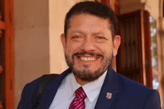 Los otros perfiles no son mejores, todos vienen de un acordeón