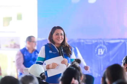 ambién se realizará la sustitución de la red de agua potable y alcantarillado; construcción de guarniciones y banquetas con accesibilidad universal e instalación de cruces peatonales