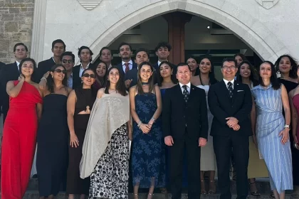 En mercados financieros se abordó el análisis bursátil y la gestión de carteras; en el área de marketing, se centraron en la exploración del marketing digital