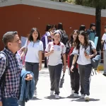 Dentro del grupo de padres de familia siempre va a haber alguien que solamente está buscando la oportunidad de hacer algo indebido.