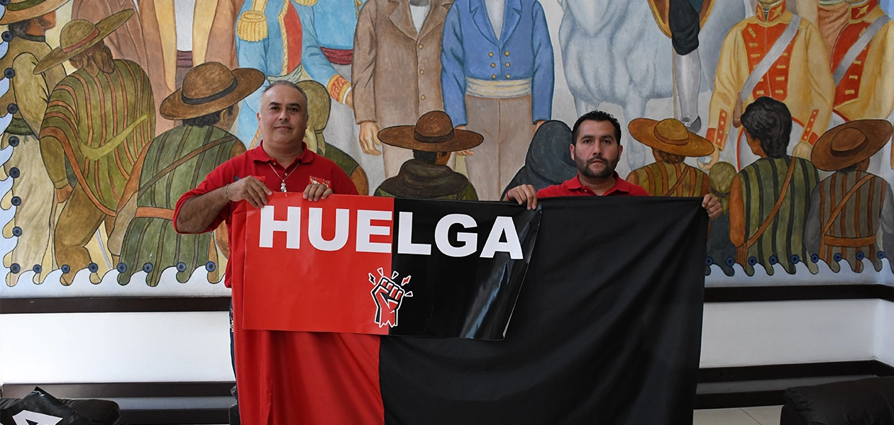 son víctima de acoso laboral por parte de los gerentes, “no nos respetan nuestra media hora de comida, no nos la pagan, están moleste y moleste”.