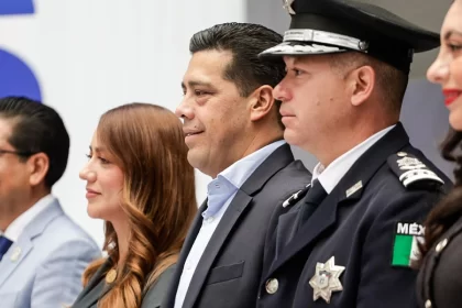 La regidora Karla Espinoza Esparza refrendó el compromiso que desde el Cabildo se tiene para continuar impulsando acciones que fortalezcan la profesionalización y el bienestar de los cuerpos de seguridad
