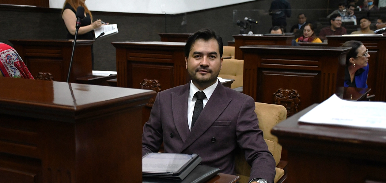 Por lo anterior consideró que lo más grave es que dentro de MORENA existan personas que se consideren militantes del mismo y que además se expresen con palabras homofobicas, “en caso de que se encuentren afiliadas, solicitaré que sean retiradas de nuestro movimiento”.