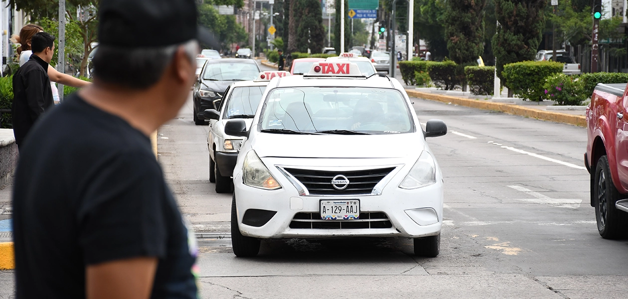 Y los pocos que hay resultan ser unos ladrones, denuncian