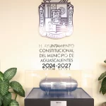 Leo Montañez destacó que este acto simboliza la continuidad de la identidad aguascalentense a lo largo de 450 años, “el sellado de esta cápsula del tiempo será un legado histórico para las siguientes generaciones, que además viene a contribuir a la cohesión social de nuestro municipio”.