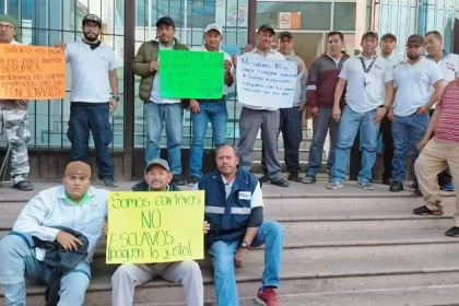 Tapizan las oficinas con denuncias de abusos y carencia de equipo