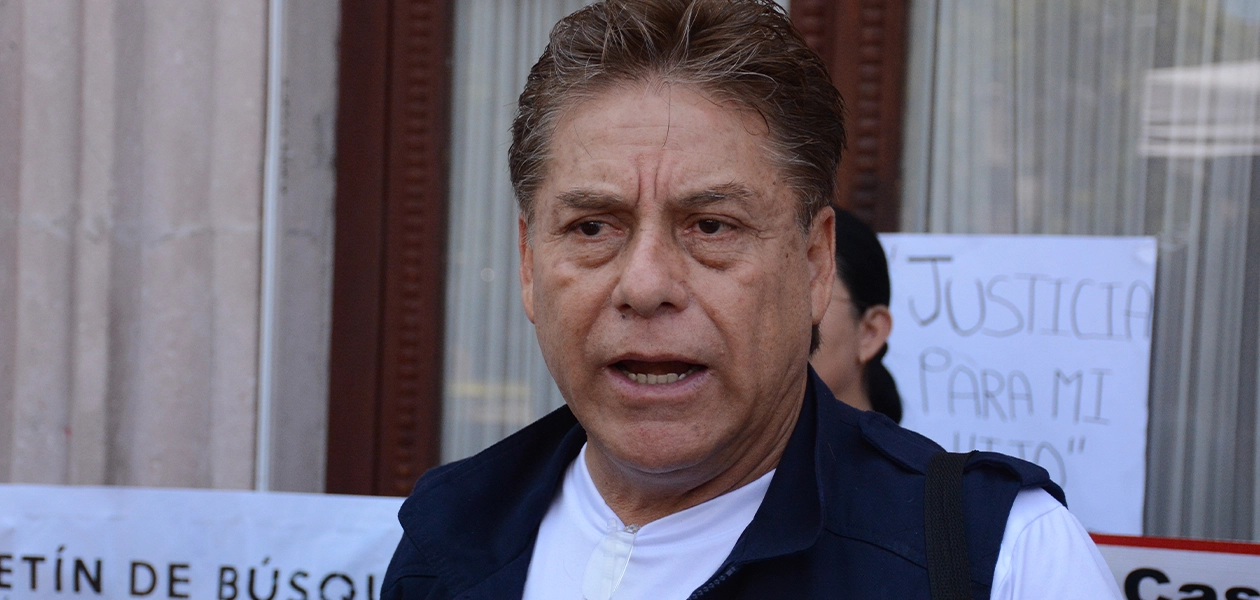 El activista cuestionó al fiscal en qué se basa para decir que los números van a la baja, ya que se están encontrado a menos personas “¿comparado con qué?, ya que el 2024 fue el peor, pero el 2025 ya lo superó”.