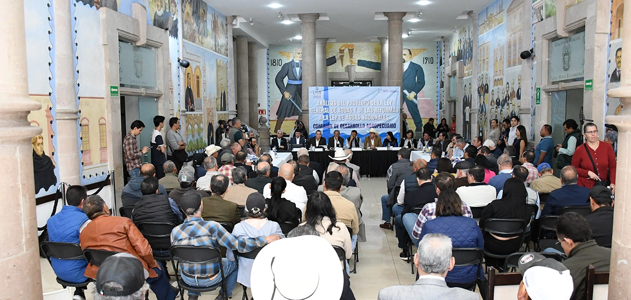 "Esperamos que la estructura del CJNG esté diezmada y podamos trabajar con total fuerza al interior de esos grupos", destacó el secretario de Seguridad, Antonio Martínez Romo, en cuanto al operativo para desterrar del Estado al grupo delictivo recién desarticulado con el reciente golpe de la fiscalía al CJNG.