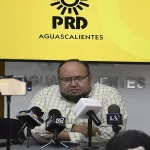 En este sentido dijo que la clase política es señalada porque trabaja poco y cuando debe de hacerlo, no cumple con sus responsabilidades.