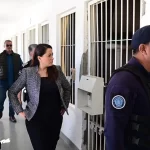 La gobernadora garantizó a las personas privadas de su libertad y sus familias el respeto absoluto a sus derechos humanos, así como condiciones dignas durante su estancia en el CERESO.