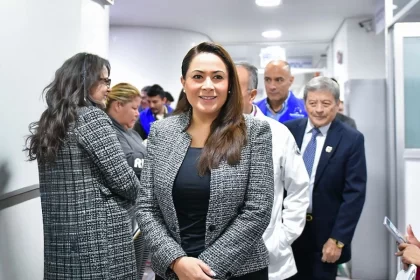 “Vamos a seguir avanzando en el tema de salud, sin pausa; esta obra será una realidad para que nuestras mujeres y sus bebés cuenten con espacios dignos, seguros y con la atención que merecen”.