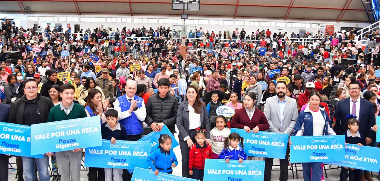 Inicia mandataria recorrido por el Estado para entregar 11 mil becas en programa “Pasos Gigantes”