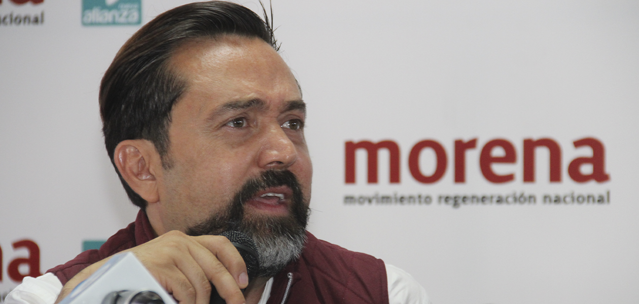 Explicó que su iniciativa busca la reglamentación de las concesiones de radio y televisión, en las que participan algunas asociaciones religiosas