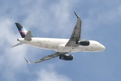 l secretario de Turismo, Mauricio González, aseguró que el vuelo de Aguascalientes a Mazatlán a cargo de la línea aérea Transportes Aéreos Regionales (TAR) ya está en el aire