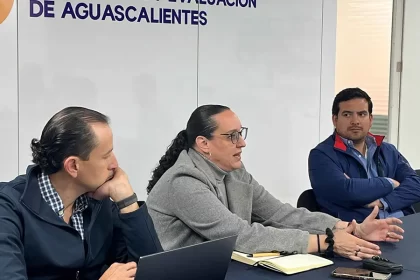 Durante la reunión se abordaron temas relacionados con la imagen urbana y la movilidad vial en calles cercanas a los mercados