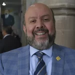 Dejó en claro que no existe conflicto con los comerciantes ambulantes, sino que se les debe buscar otras oportunidades y que el piso sea parejo para todos.