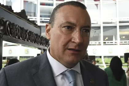 “Están jugando con nosotros y con nuestra vida”, denuncian