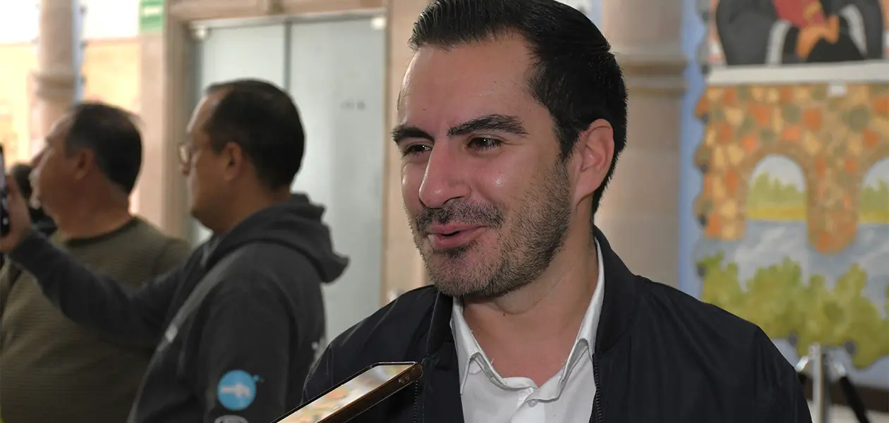 El diputado dijo que se necesita refrescar la Feria con nuevos negocios y que los emprendedores puedan tener acceso a los espacios con un precio adecuado.