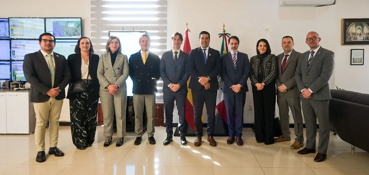 Apuntala Leo cooperación con España 1