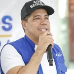 Entrega Leo nueva cancha y velaria en el parque de la Vivienda Popular