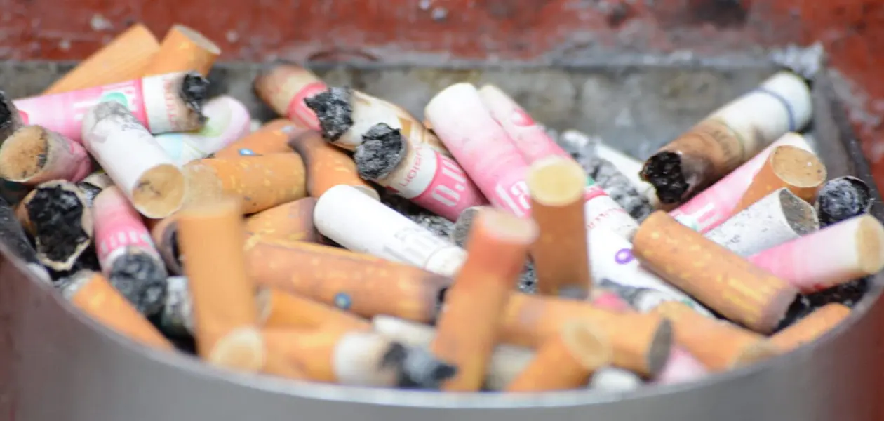 La gente seguirá fumando si no se hacen efectivas prohibiciones