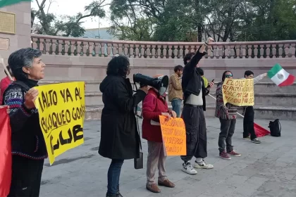 Protesta anti-yanqui en Plaza Patria