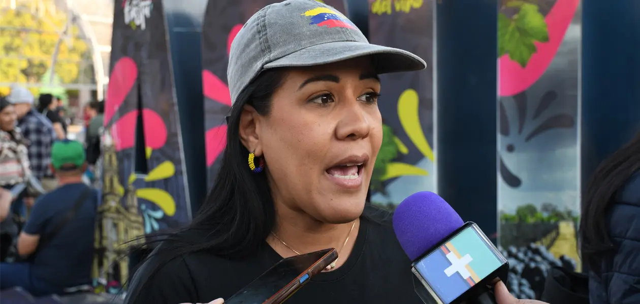 Celebran venezolanos en Aguascalientes caída de Maduro