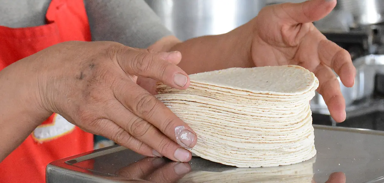 encarecer mercancía de maíz