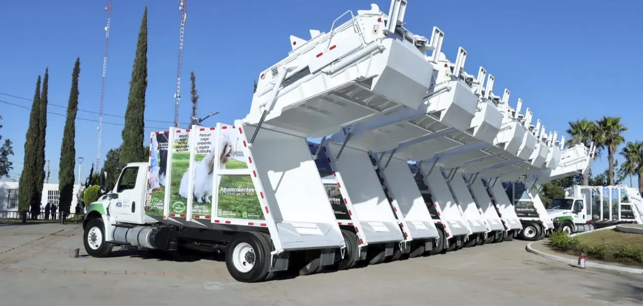 Cumple Leo con mas equipo para servicios publicos 3