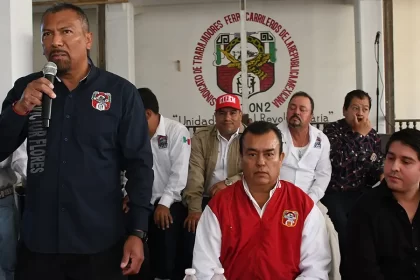 Doble aumento salarial para los ferrocarrileros