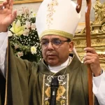 Llama Obispo a orar por la salud mental de estos colectivos: 'Los engañan sutilmente'