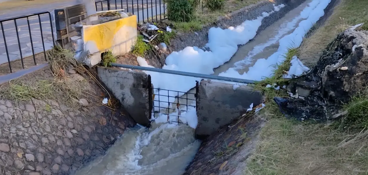 Realizan limpieza en el arroyo de la colonia La Estrella 3