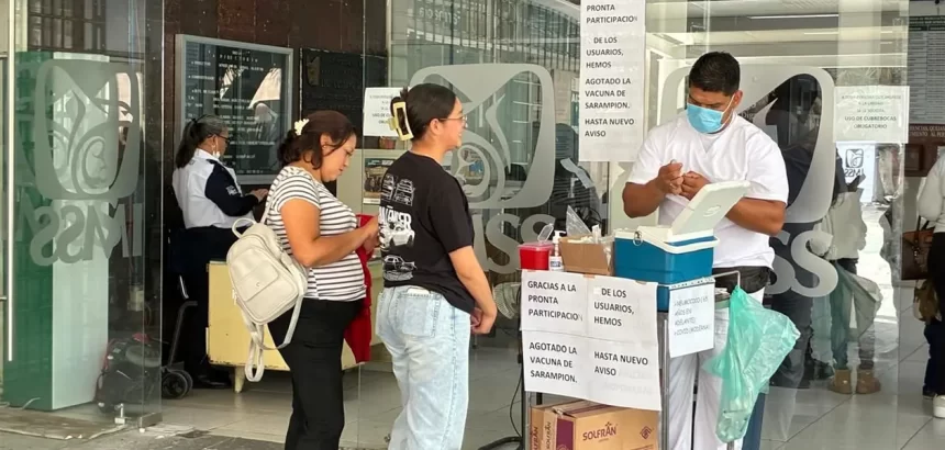 Se agota la vacuna contra el sarampión en el IMSS