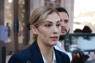 Se dispararon descargas de la aplicación de emergencia en carreteras