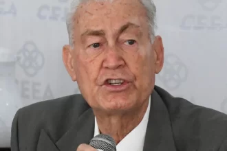 El costo límite al combustible está bien, pero aun así es 16% más caro: CANACAR