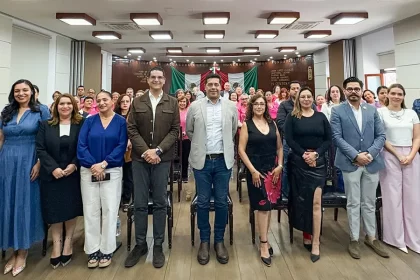 Entrega Municipio de Aguascalientes y Asociación Gamma 60 prótesis mamarias