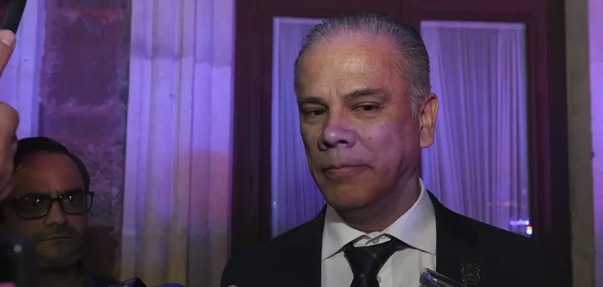 Festeja Arámbula resolución favorable al Municipio capital