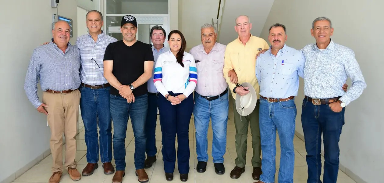 Fortalece Tere Jiménez el diálogo con el sector ganadero