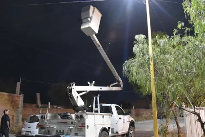 Gobierno de Jesús María fortalece iluminación rural
