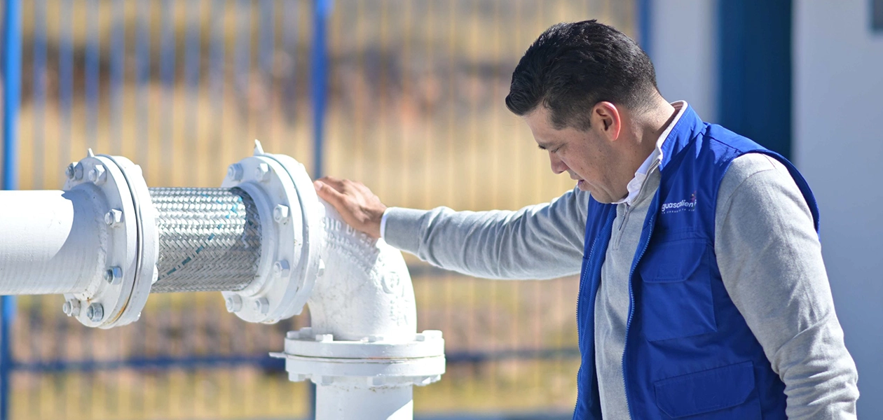 Refuerza Leo reparación de pozos de agua potable