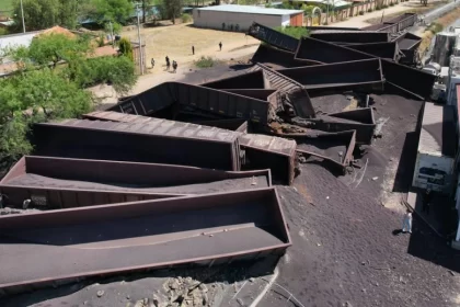 Manos criminales provocaron el descarrilamiento: sindicato