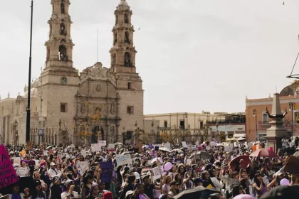 Se integra Aguascalientes a marcha 8M