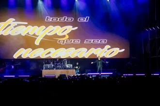 Bryndis por Siempre revive la nostalgia en el Foro de las Estrellas 2026 con éxitos románticos