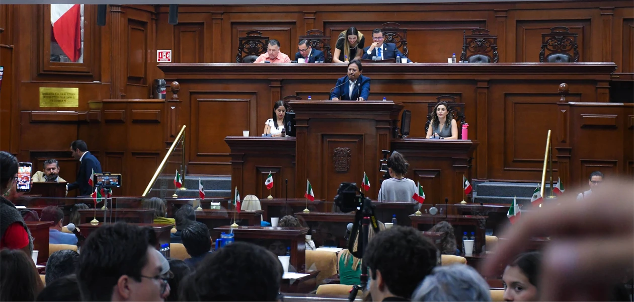 Avala congreso dictamen para resguardar a niños familiares de víctimas de feminicidio
