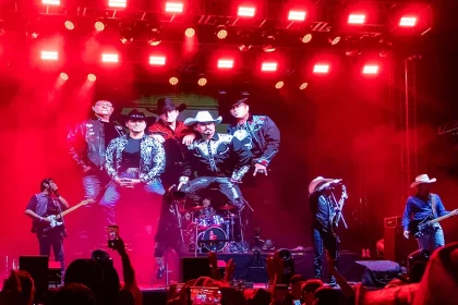 Al ritmo del countro Caballo Dorado se presentó en la Feria Nacional de San Marcos 2026